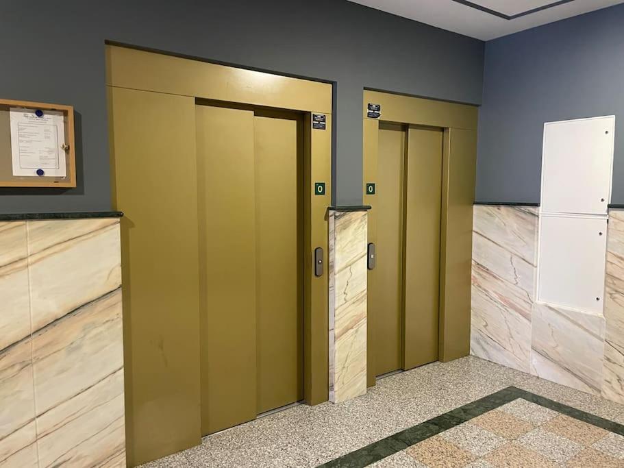 Apartamento Centro Con Garaje Castro Urdiales Eksteriør billede